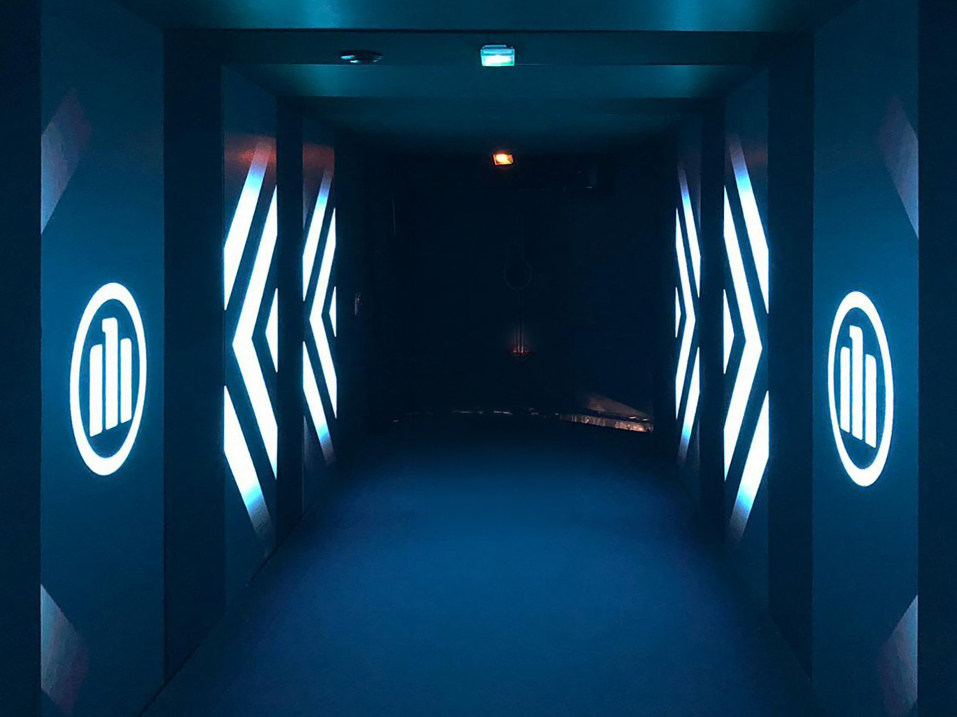 Tunnel LED — visiteurs